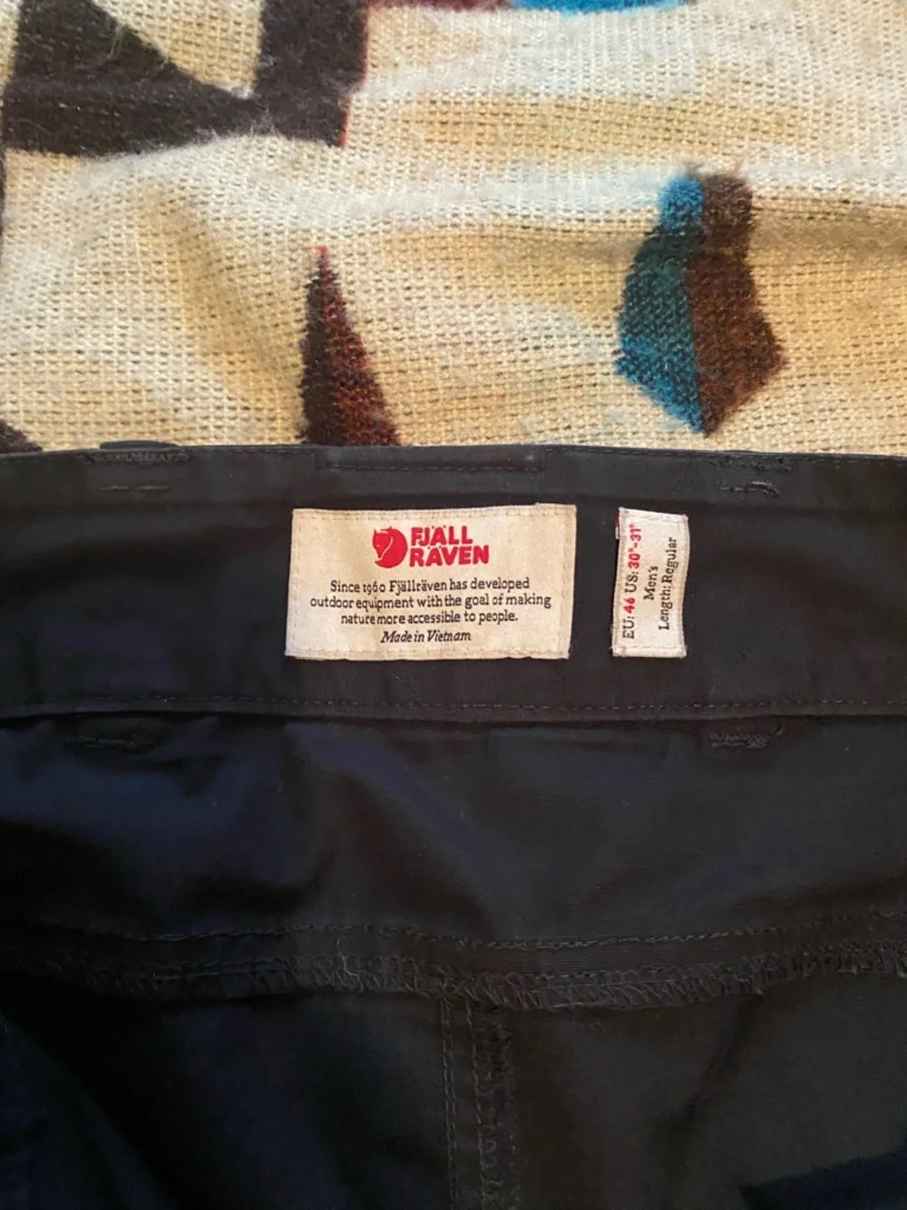 Fjallraven G-1000 Men's Cargo Pants in Black - Picture 4 of 11